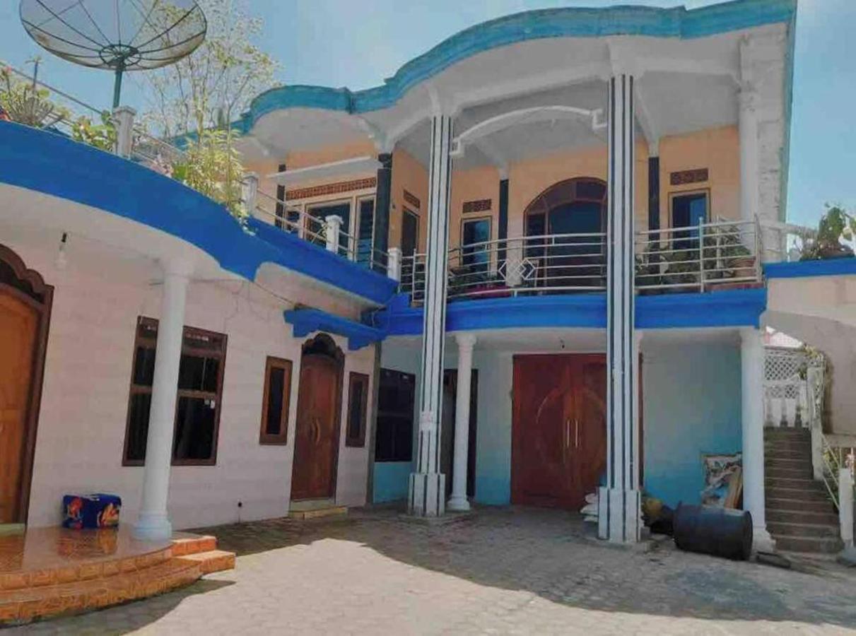Express O 91370 Rumah Pemandangan Semeru Asli Lumajang Екстер'єр фото
